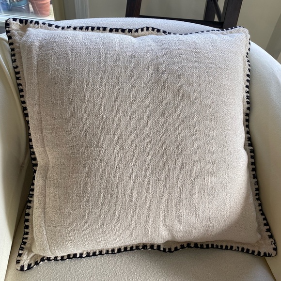 Other - Off White polyester square pillow with contrasting edge 21”x21”